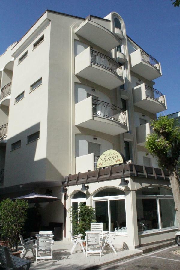 Hotel Ivana Мисано Адриатико Екстериор снимка